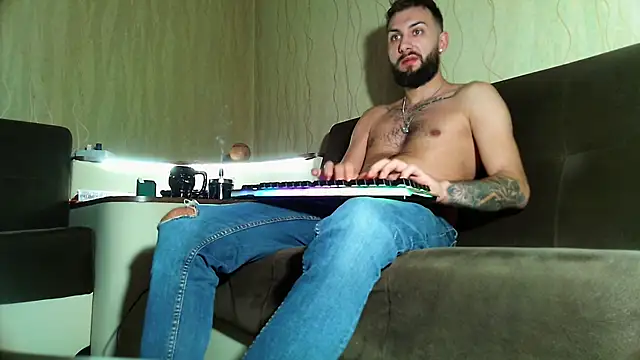 Snapshot of JamieNoxus chatting on February 23, 3:24 am JamieNoxus online show from February 23, 3:24 am