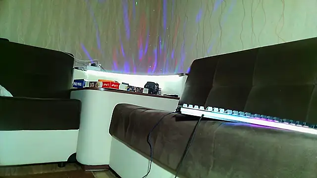 Snapshot of JamieNoxus chatting on February 25, 6:47 am JamieNoxus online show from February 25, 6:47 am