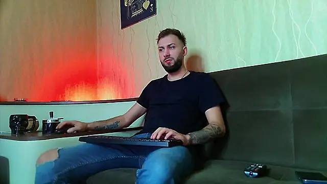 Snapshot of JamieNoxus chatting on March 16, 10:00 am JamieNoxus online show from March 16, 10:00 am