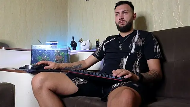 Snapshot of JamieNoxus chatting on September 22, 6:48 am JamieNoxus online show from September 22, 6:48 am