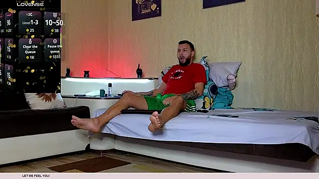 Snapshot of JamieNoxus chatting on October 21, 5:52 am JamieNoxus online show from October 21, 5:52 am