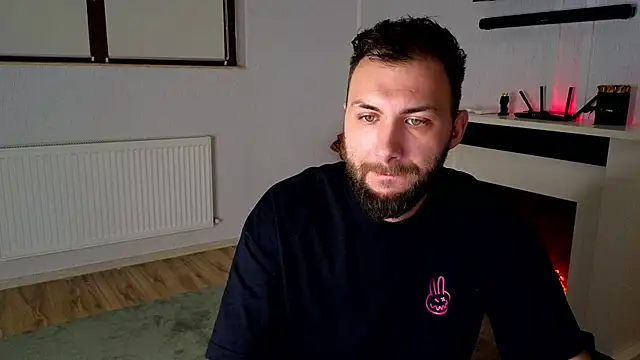 Snapshot of JamieNoxus chatting on November 11, 7:30 am JamieNoxus online show from November 11, 7:30 am