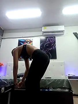 EsperanzaAndJey online show from October 24, 6:59 pm