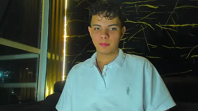 Alessandro 1610 online show from April 2, 4:10 am