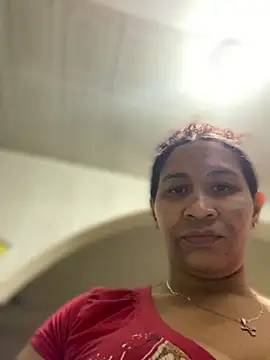 Carola-Ross online show from October 14, 6:42 pm