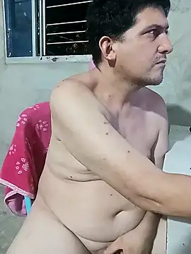 Snapshot of PECHO100 chatting on February 9, 7:38 am PECHO100 online show from February 9, 7:38 am