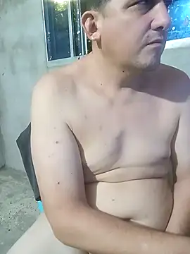 Snapshot of PECHO100 chatting on March 1, 10:13 am PECHO100 online show from March 1, 10:13 am