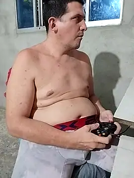 Snapshot of PECHO100 chatting on November 7, 4:01 am PECHO100 online show from November 7, 4:01 am