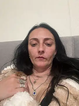 Snapshot of Miroslava1247 chatting on May 8, 7:52 pm Miroslava1247 online show from May 8, 7:52 pm