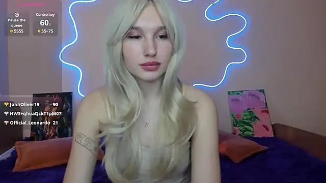 EvelinaLuu online show from February 26, 5:31 am