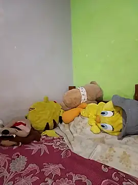 Snapshot of jr121221 chatting on February 20, 6:50 am jr121221 online show from February 20, 6:50 am