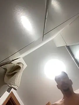 MateusBH123 online show from April 25, 3:09 am