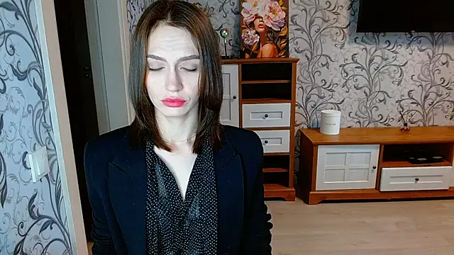 Lady Sunshine  online show from October 3, 7:49 am