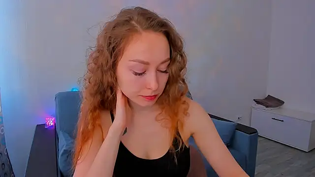Snapshot of marilinaal chatting on February 10, 7:04 am marilinaal online show from February 10, 7:04 am