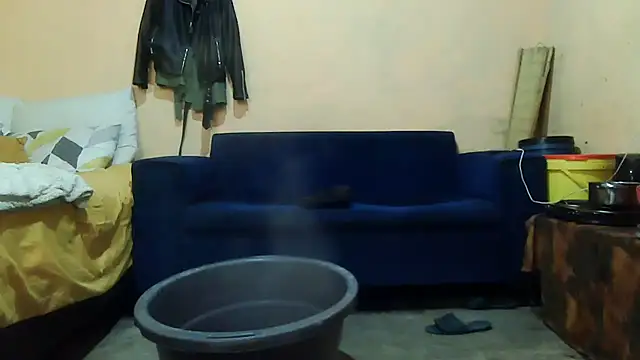 01applebottom online show from November 8, 12:27 pm