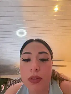 Nataylayla online show from March 8, 2:23 am