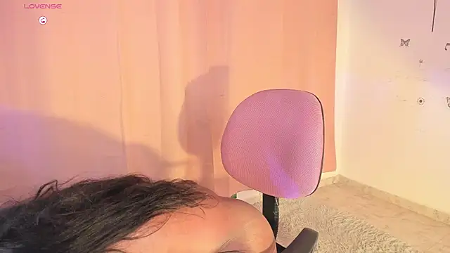 Nataylayla online show from October 11, 9:35 pm