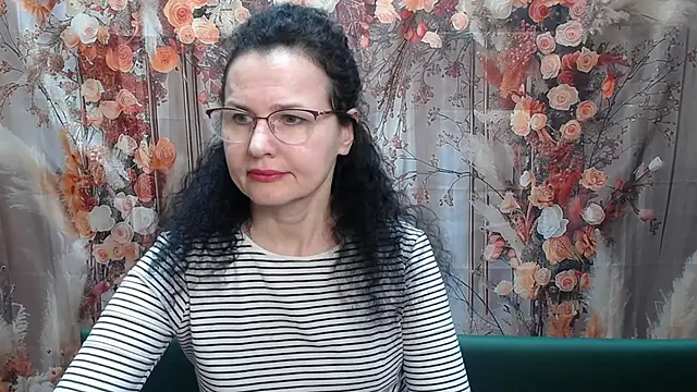 Snapshot of Miroslava_Happi chatting on April 26, 5:49 am Miroslava Happi online show from April 26, 5:49 am