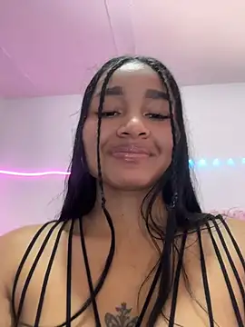 Lynda Bonnie online show from April 8, 6:41 pm