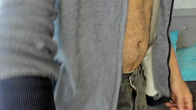 Snapshot of Luke_Diaz7 chatting on March 21, 8:08 pm Luke Diaz7 online show from March 21, 8:08 pm