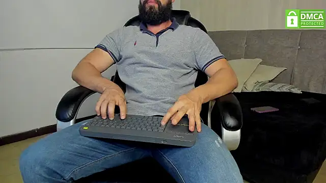 Snapshot of Luke_Diaz7 chatting on September 21, 4:03 am Luke Diaz7 online show from September 21, 4:03 am