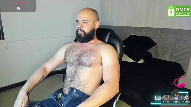 Snapshot of Luke_Diaz7 chatting on October 1, 4:40 am Luke Diaz7 online show from October 1, 4:40 am