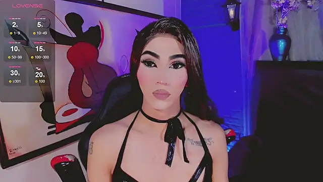 Snapshot of emelly_horny_ chatting on April 25, 7:22 pm emelly horny online show from April 25, 7:22 pm