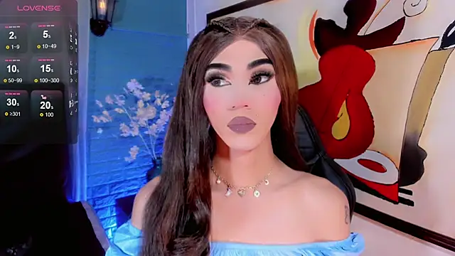 Snapshot of emelly_horny_ chatting on May 2, 7:19 pm emelly horny online show from May 2, 7:19 pm