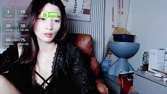 Snapshot of Tangtang-baby chatting on February 25, 5:08 am Tangtang-baby online show from February 25, 5:08 am