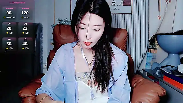 Snapshot of Tangtang-baby chatting on March 5, 11:38 am Tangtang-baby online show from March 5, 11:38 am