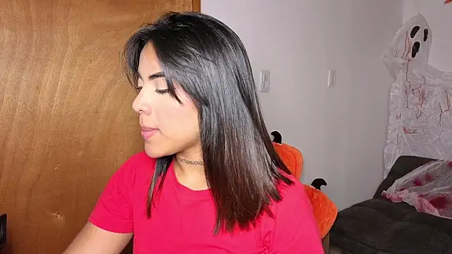 Snapshot of Maryybellax chatting on October 23, 10:41 pm Maryybellax online show from October 23, 10:41 pm