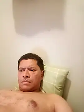 machoactivo1 online show from February 12, 6:40 am