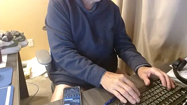 Snapshot of olderandwiser2 chatting on November 14, 5:17 am olderandwiser2 online show from November 14, 5:17 am