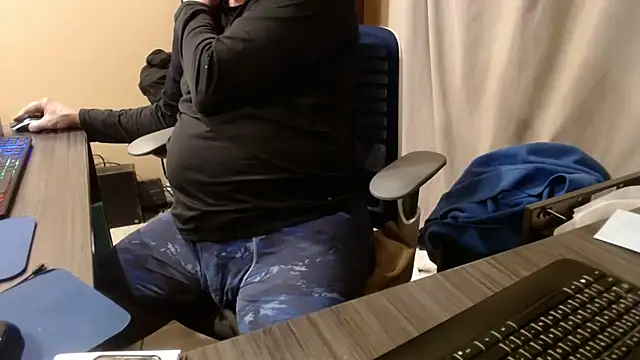 olderandwiser2 online show from April 22, 2:47 am