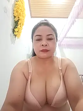Baby-bigtits2024 online show from March 13, 12:56 pm