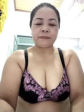 Baby-bigtits2024 online show from September 8, 10:09 pm