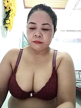 Baby-bigtits2024 online show from October 2, 10:06 pm