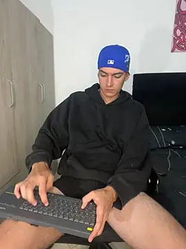 jacknoriz online show from March 12, 12:42 am