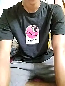 Snapshot of bong_crave chatting on March 20, 6:19 am bong crave online show from March 20, 6:19 am