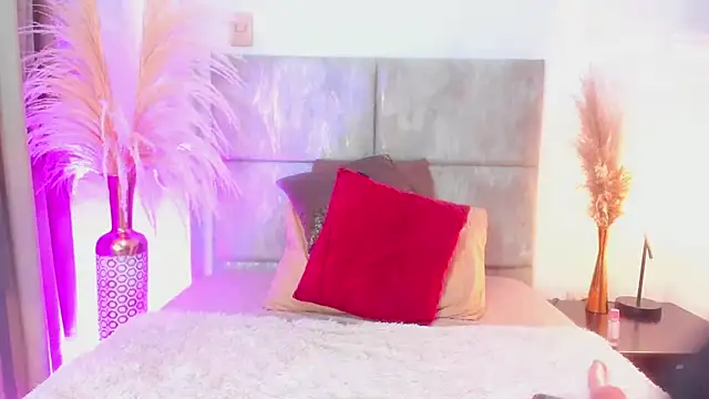 MiaHertz online show from March 12, 3:24 am