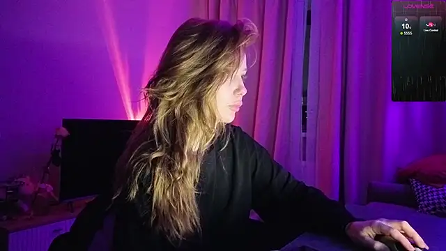 Sakura Moore online show from October 26, 7:09 pm