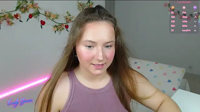 Snapshot of EmilyxxGraces chatting on May 4, 8:49 pm EmilyxxGraces online show from May 4, 8:49 pm