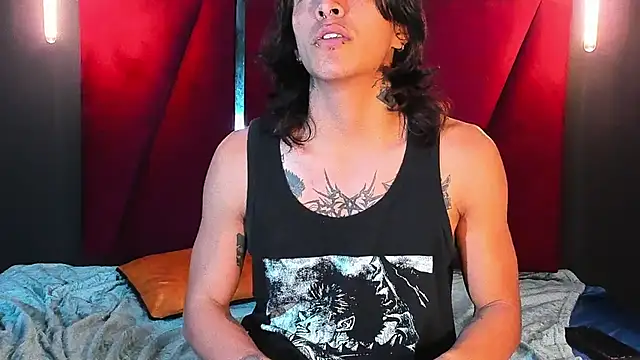 ParanoidTemptaion  online show from February 25, 3:49 pm