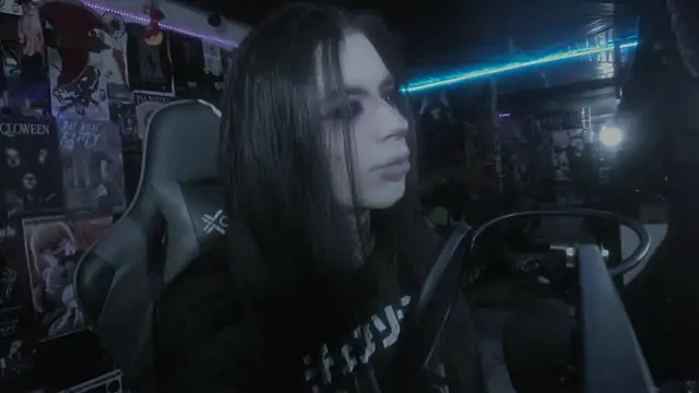 Snapshot of rotten_dreams chatting on March 10, 4:46 pm rotten dreams online show from March 10, 4:46 pm