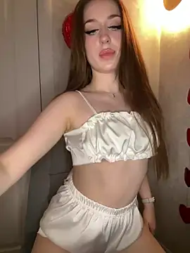 Jackie White  online show from March 21, 4:18 pm