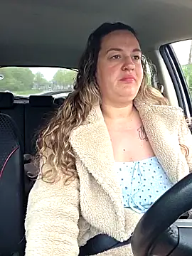 justtess online show from April 24, 5:43 am