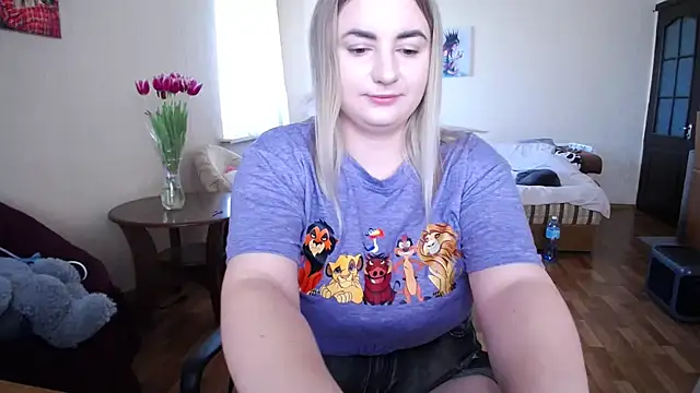 YourSwetiwGirl online show from March 13, 10:11 am