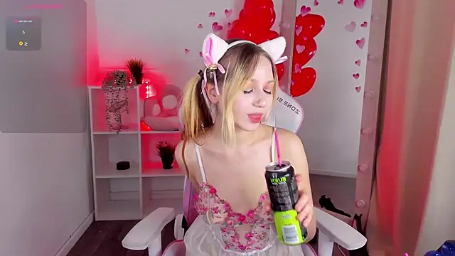 SweetieAngela online show from February 18, 3:42 am