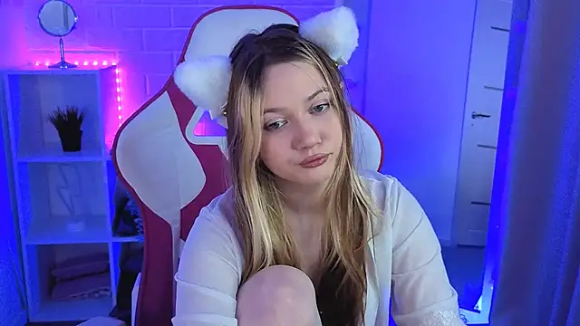 SweetieAngela online show from December 2, 1:39 pm