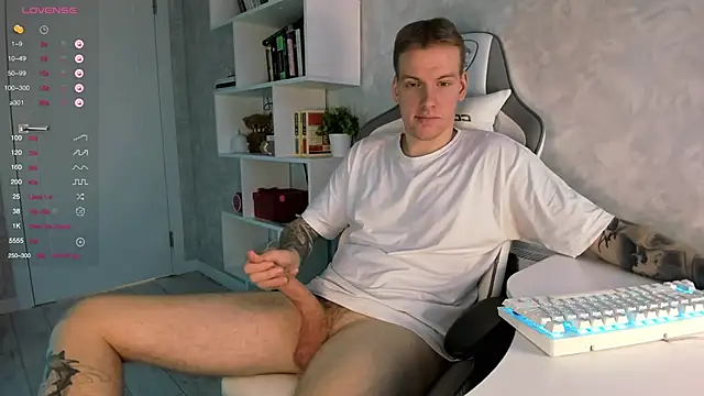 jaffersonlouis online show from March 19, 3:08 pm